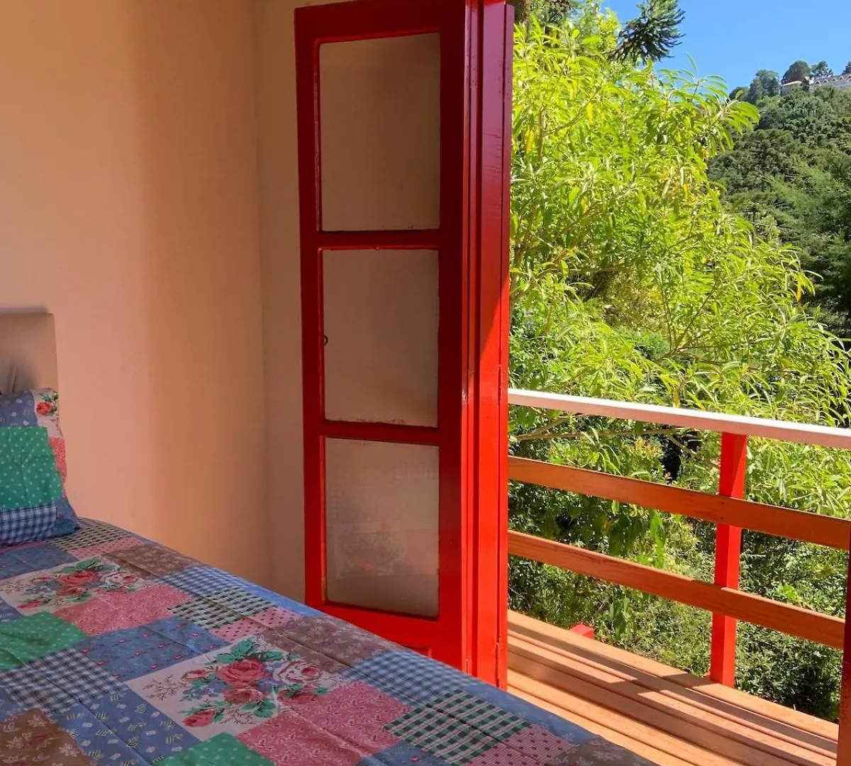 Holiday home Casa Linda De Frente Para O Lago Campos do Jordao Brazil