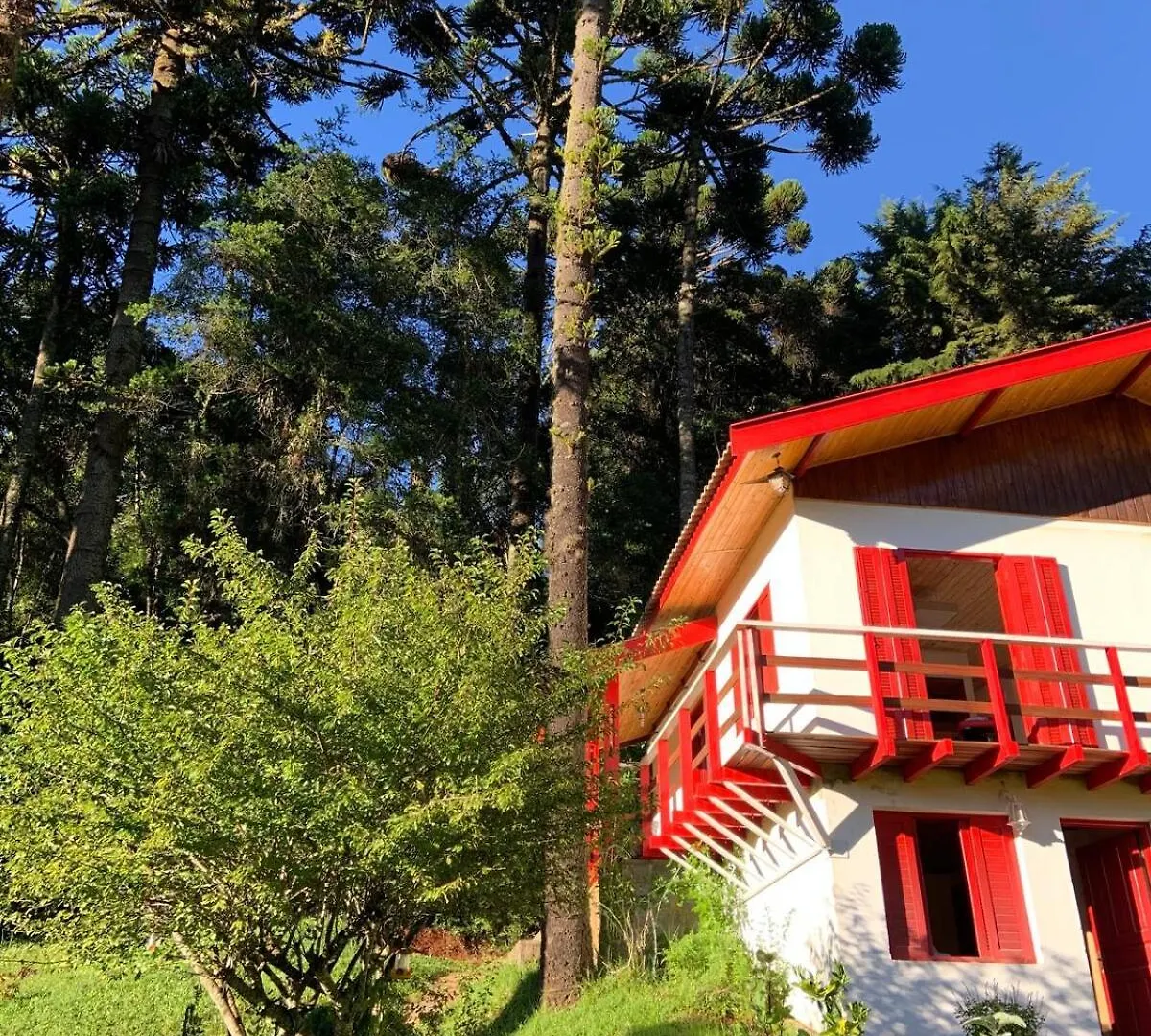 Casa Linda De Frente Para O Lago Campos do Jordao 0*,